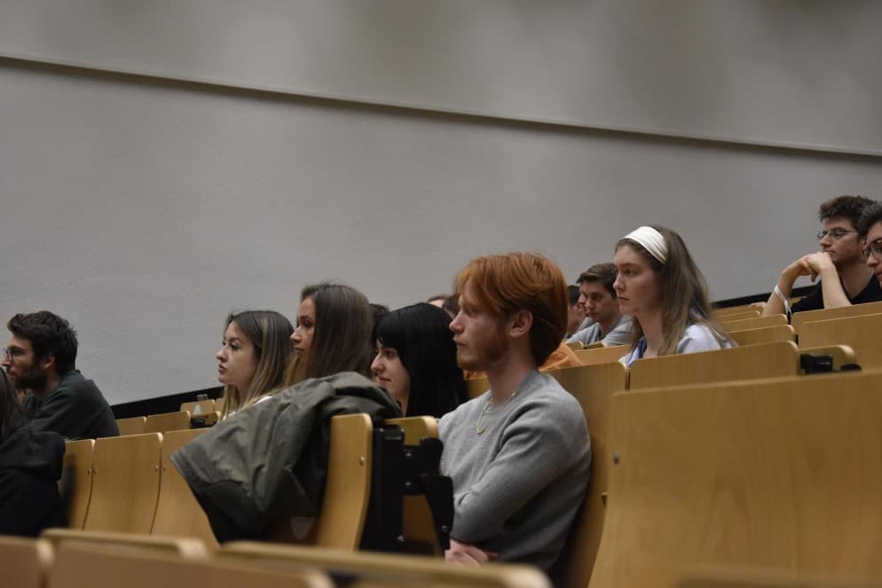 La conferenza sulla gestione degli ospedali organizzata a Zurigo. Le associazioni possono offrire occasioni per affinare il proprio spirito critico. © ASTAZ